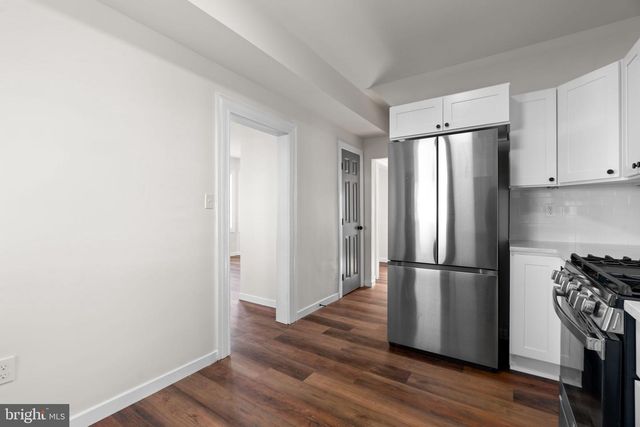 4 4TH AVE, Baltimore, MD 21225