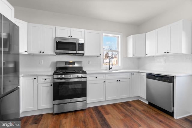 4 4TH AVE, Baltimore, MD 21225