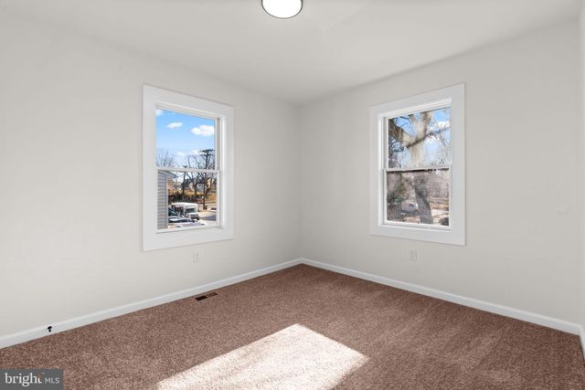 4 4TH AVE, Baltimore, MD 21225