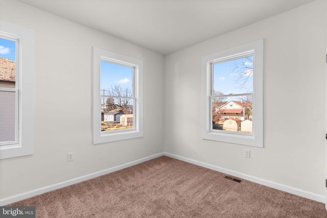 4 4TH AVE, Baltimore, MD 21225