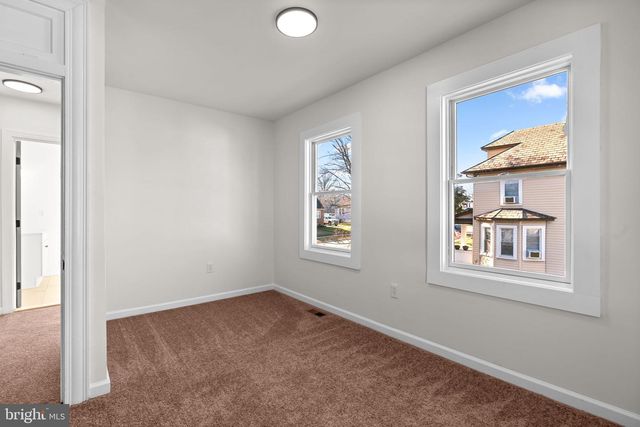 4 4TH AVE, Baltimore, MD 21225