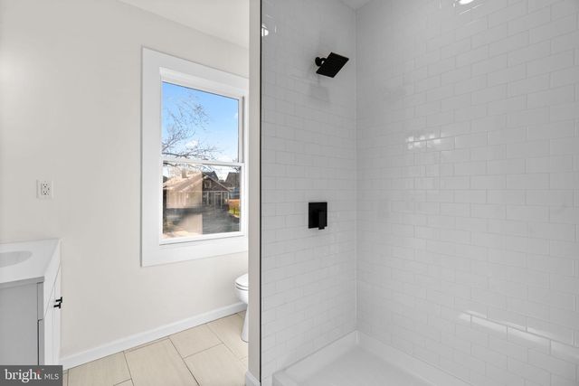 4 4TH AVE, Baltimore, MD 21225