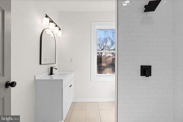 4 4TH AVE, Baltimore, MD 21225