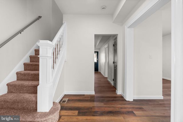 4 4TH AVE, Baltimore, MD 21225