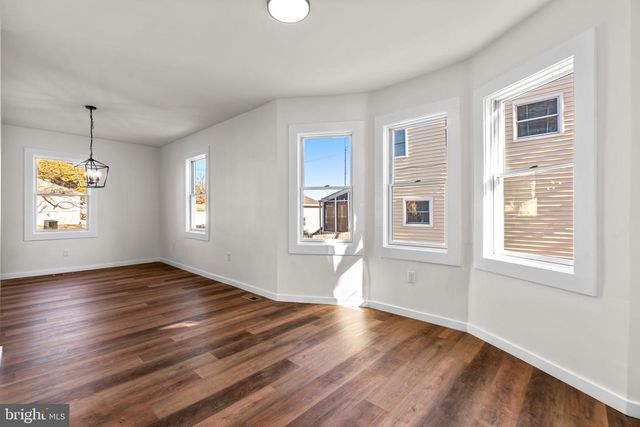 4 4TH AVE, Baltimore, MD 21225