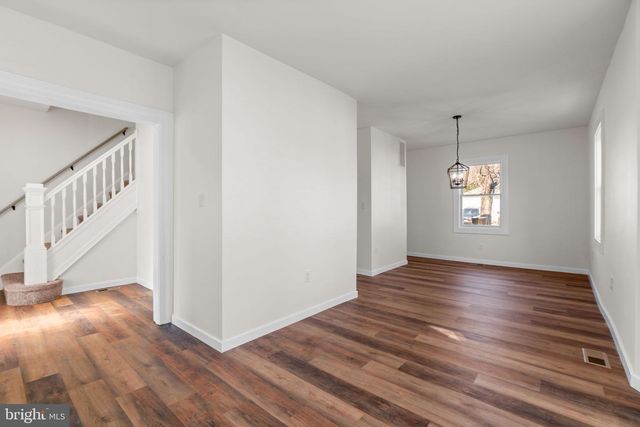 4 4TH AVE, Baltimore, MD 21225