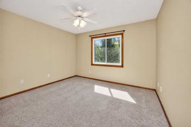 8106 Wilden Drive, Urbandale, IA 50322