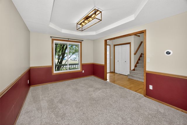 8106 Wilden Drive, Urbandale, IA 50322