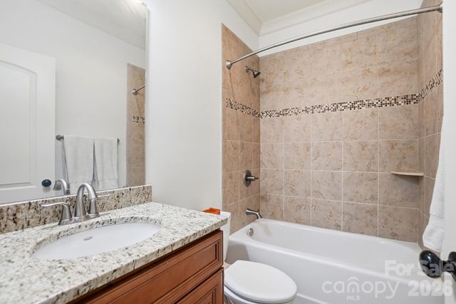 13302 Bally Bunnion Way, Davidson, NC 28036