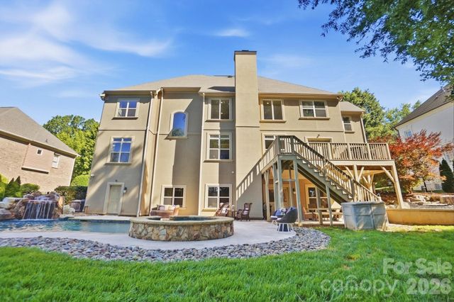 13302 Bally Bunnion Way, Davidson, NC 28036