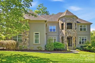 13302 Bally Bunnion Way, Davidson, NC 28036