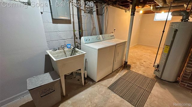 1073 Colonial Drive, Inkster, MI 48141