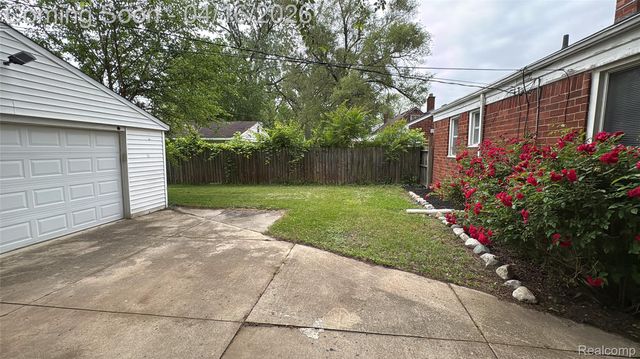 1073 Colonial Drive, Inkster, MI 48141