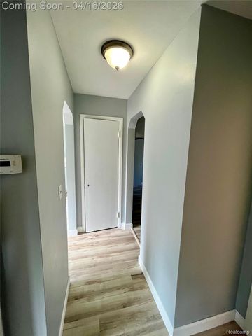 1073 Colonial Drive, Inkster, MI 48141