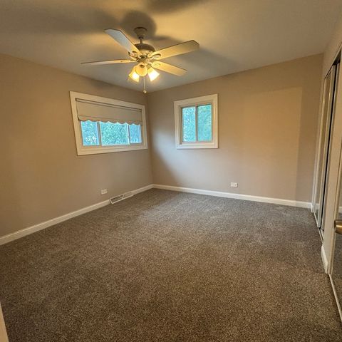 2500 W Birchwood Avenue A, Chicago, IL 60645