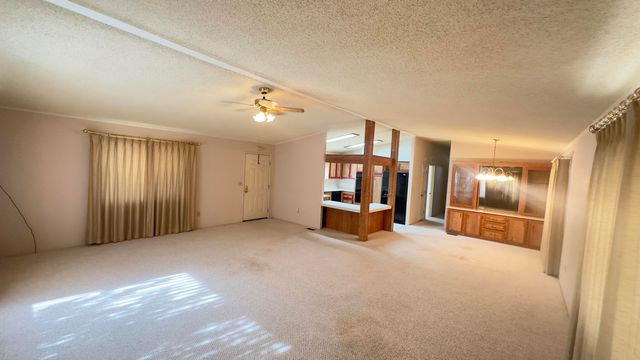 2459 N Oaks Street 28, Tulare, CA 93274