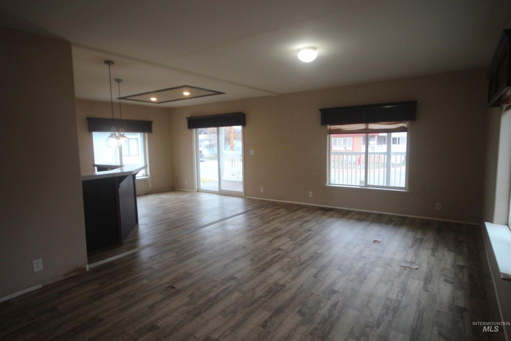 611 N Timathy, Boise, ID 83713 photo 2