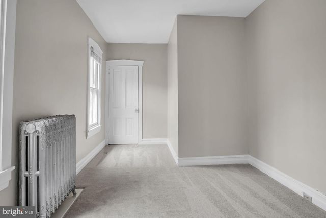 37 W MAIN ST, Mountville, PA 17554