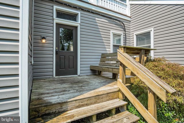 37 W MAIN ST, Mountville, PA 17554