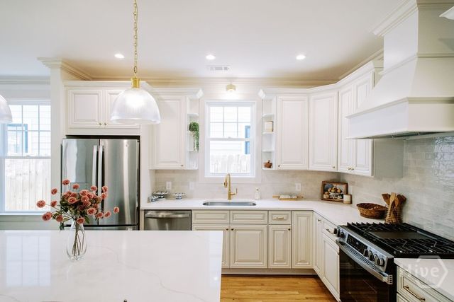 772 E Park Avenue, Savannah, GA 31401