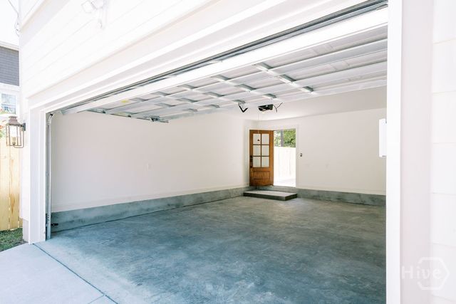 772 E Park Avenue, Savannah, GA 31401