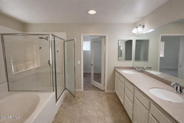 43704 W 47th Street, Lancaster, CA 93536