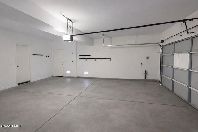 43704 W 47th Street, Lancaster, CA 93536