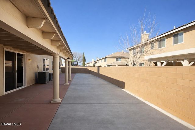 43704 W 47th Street, Lancaster, CA 93536