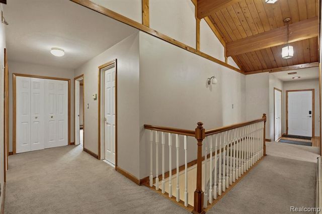 1215 Oakwood Road, Ortonville, MI 48462