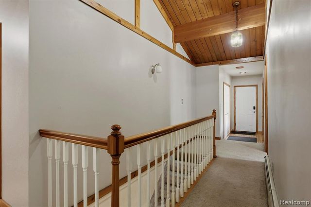 1215 Oakwood Road, Ortonville, MI 48462
