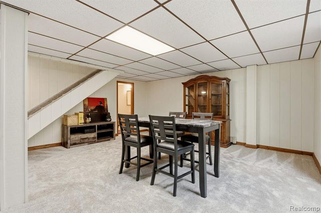 1215 Oakwood Road, Ortonville, MI 48462