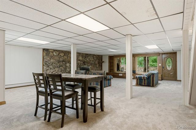 1215 Oakwood Road, Ortonville, MI 48462