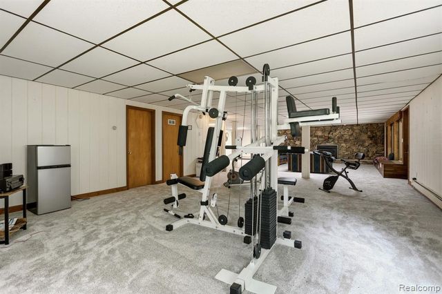 1215 Oakwood Road, Ortonville, MI 48462