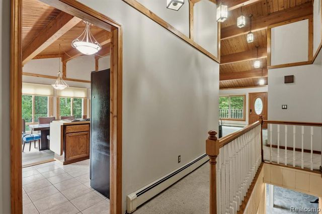 1215 Oakwood Road, Ortonville, MI 48462