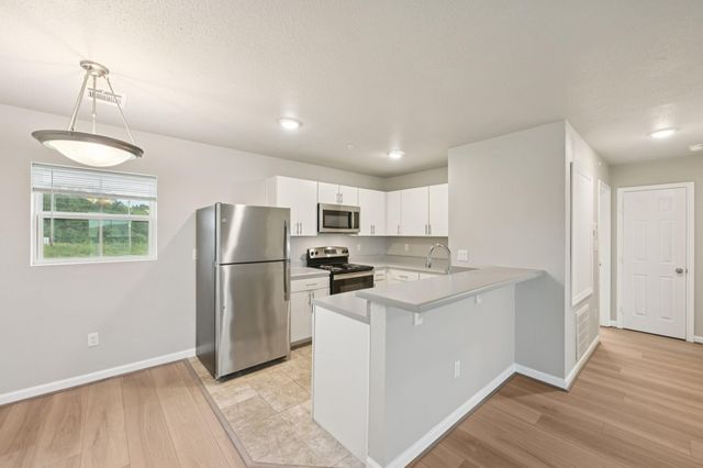 254 Plez Morgan Drive E, Montgomery, TX 77356