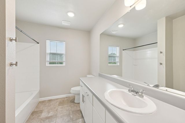 254 Plez Morgan Drive E, Montgomery, TX 77356