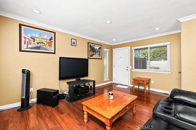 409 N Via Roma, Anaheim, CA 92806