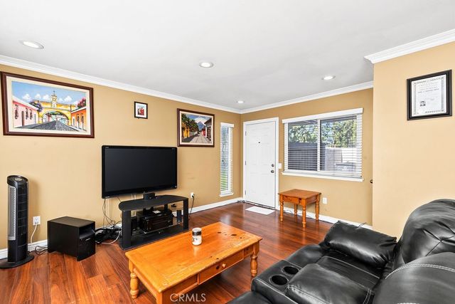 409 N Via Roma, Anaheim, CA 92806