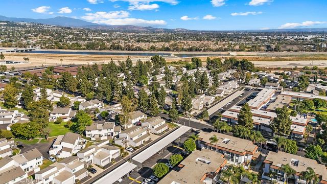 409 N Via Roma, Anaheim, CA 92806