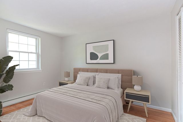 4 Colonial Village Dr 9, Arlington, MA 02474