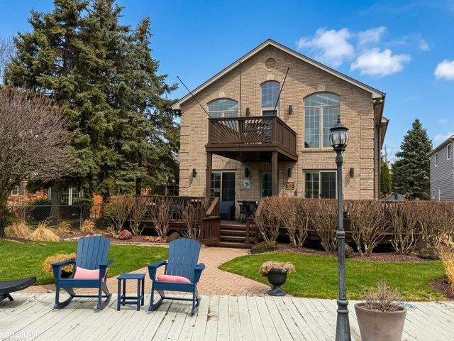 29420 Grandview Street, Harrison Twp, MI 48045