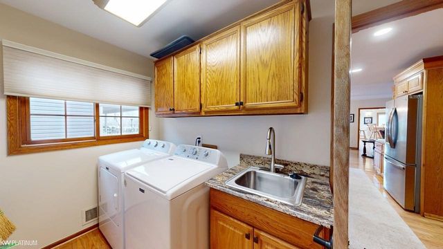 29420 Grandview Street, Harrison Twp, MI 48045