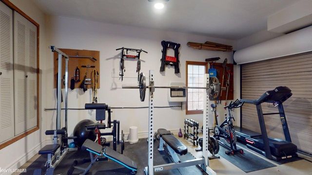 29420 Grandview Street, Harrison Twp, MI 48045