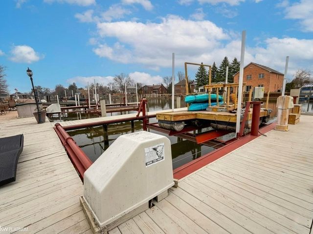 29420 Grandview Street, Harrison Twp, MI 48045