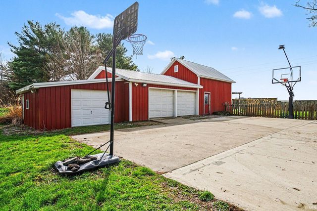 64962 County Road 19, Goshen, IN 46528