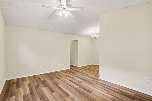 1811 Lipscomb Street, Fort Worth, TX 76110