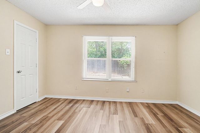 1811 Lipscomb Street, Fort Worth, TX 76110