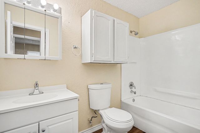 1811 Lipscomb Street, Fort Worth, TX 76110