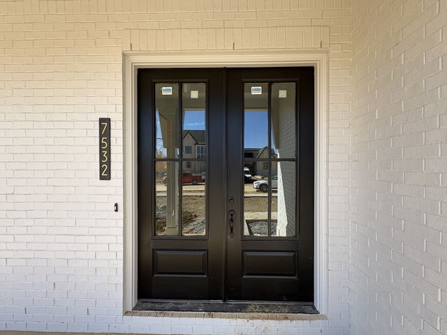 7532 Sutcliff Drive, College Grove, TN 37046