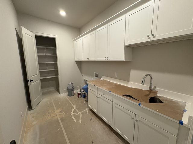 7532 Sutcliff Drive, College Grove, TN 37046